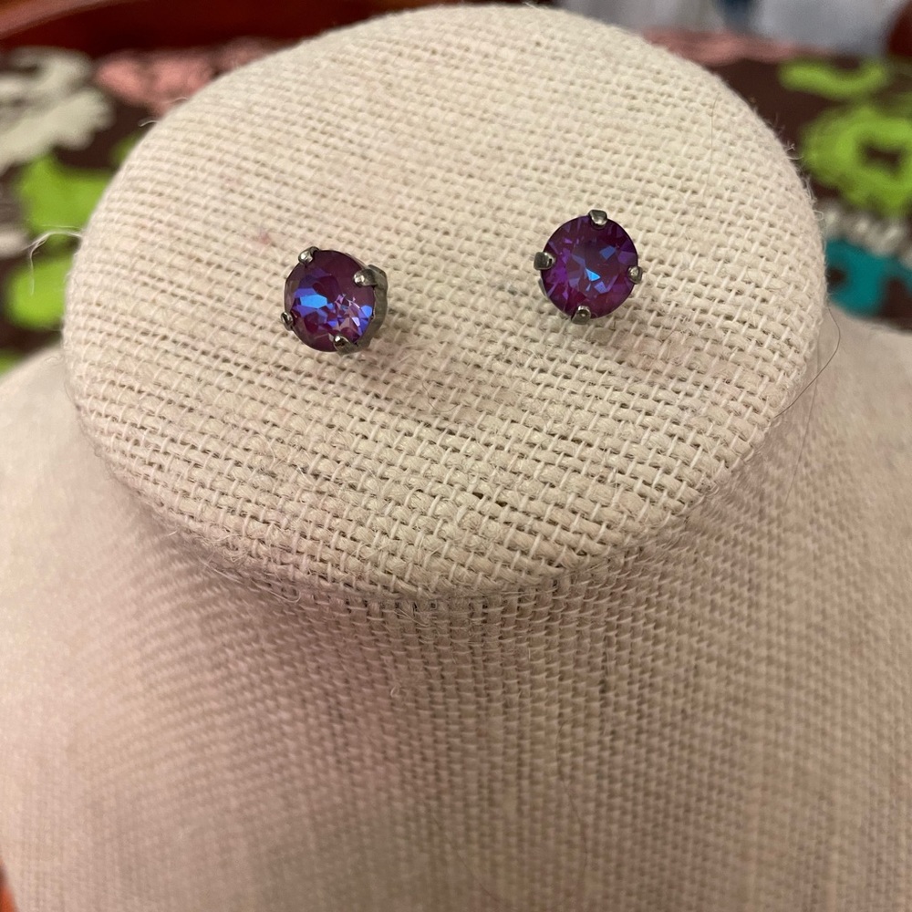 Purple Sabika fun studs
